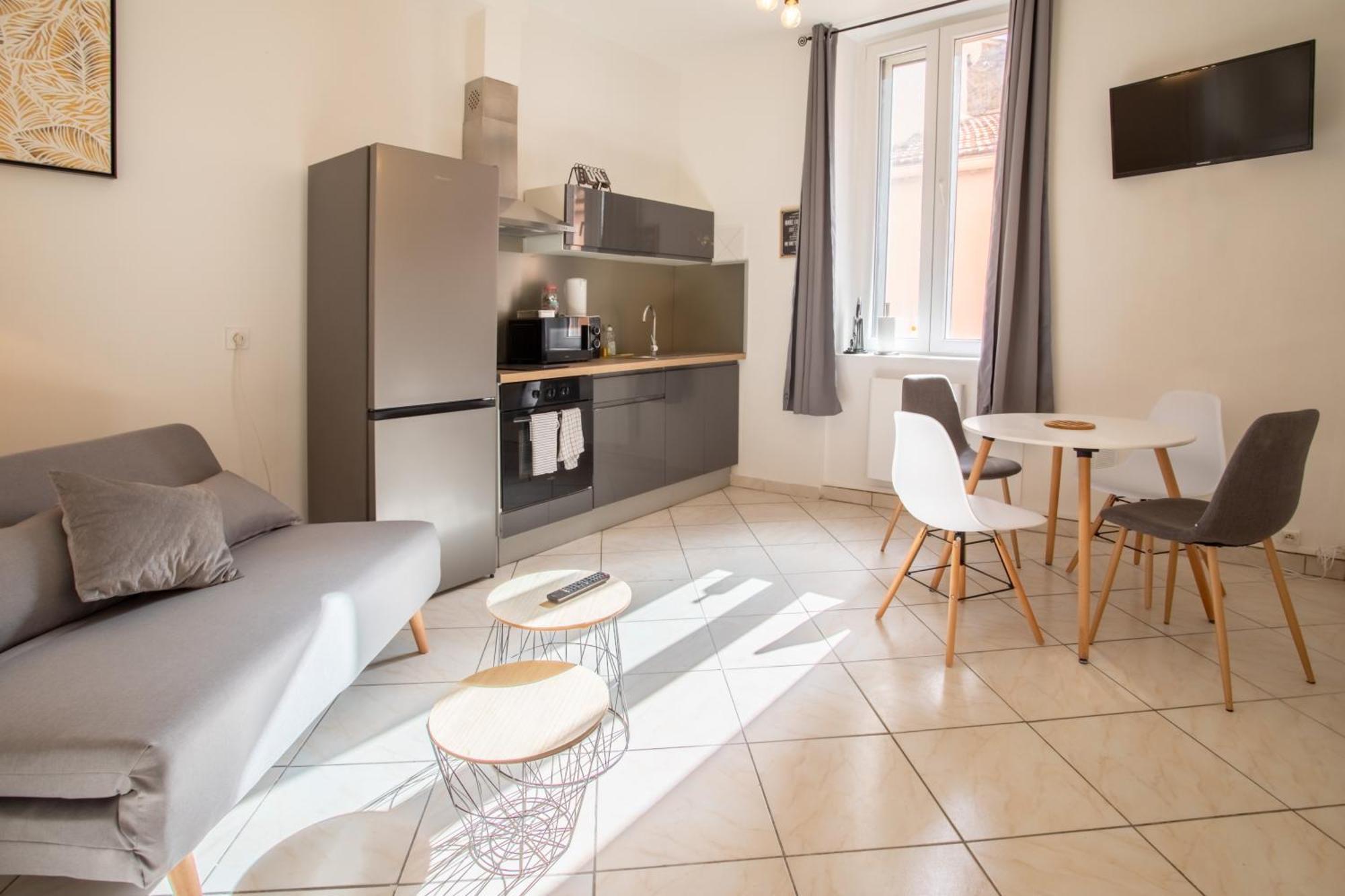 Le Albert 1Er Beziers Appartements Tout Equipes Екстериор снимка